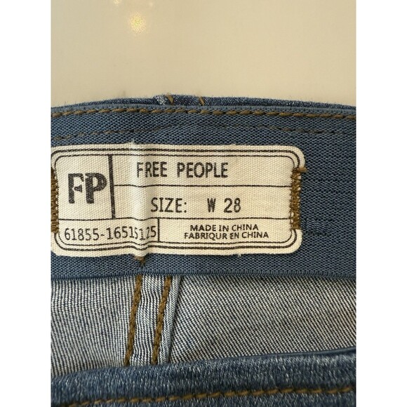 Free People Penny Pull-On Flare Jeans Light Wash High Rise Stretch Size 28 - Picture 5 of 7